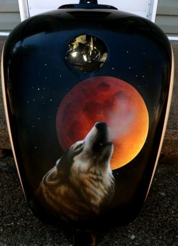 wolf-moon-tank